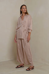 Lightweight wide-leg pants for everyday wear