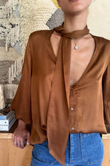 Elasticated cuff sleeve detail