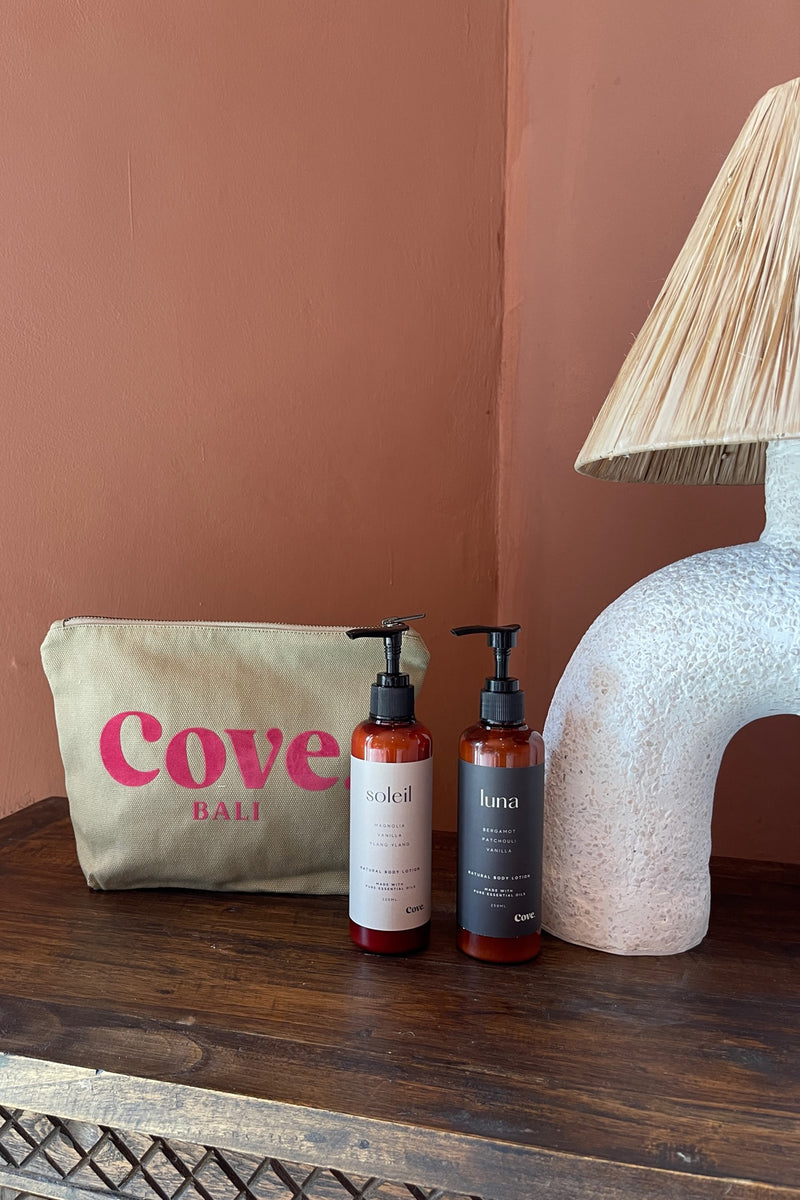 cove island clutch flock khaki pink for your bathroom essentials