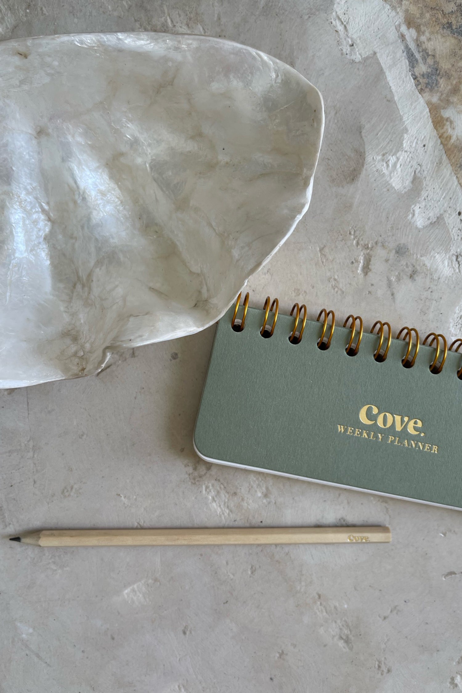 Cove. Weekly Pocket Planner – Cove. island essentials for everyday living